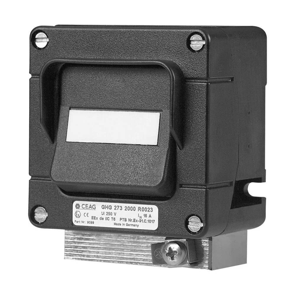 Eaton Crouse-Hinds series GHG273 light switch - GHG2732000R0017