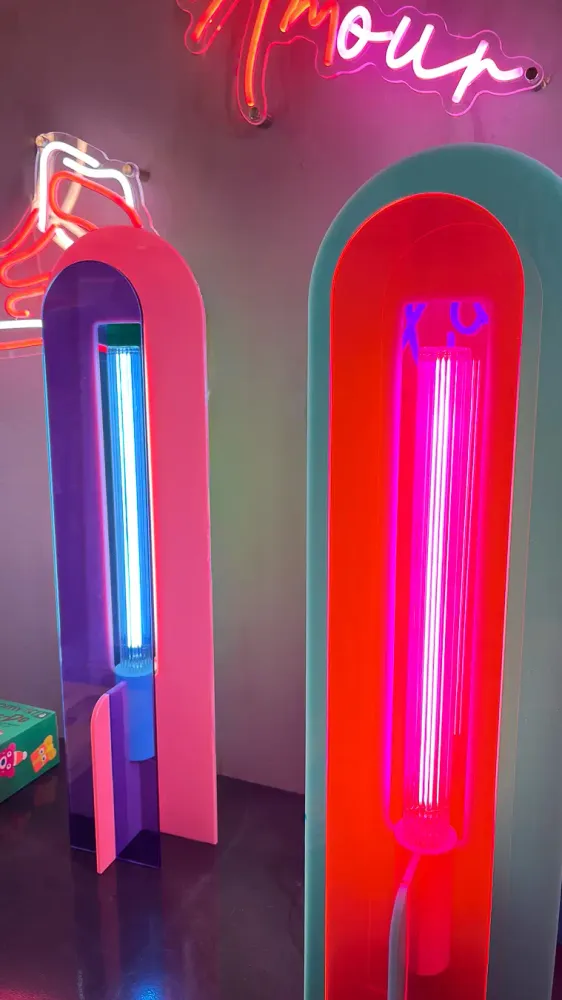 Andy Rose/Bleu/Vert - Lampe de table Elements Lighting