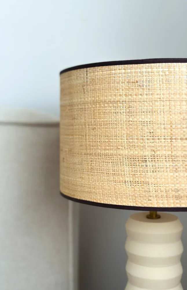 Lampe à poser en grès RUMI