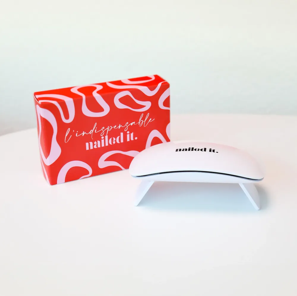L'indispensable - Lampe UV Nailed it