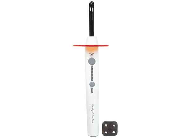 Lampe à polymériser LED 3M™ Paradigm™ DeepCure Solventum