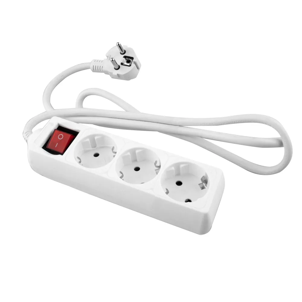 RALLONGE ELECTRIQUE AVEC BASE BLANCHE 3 SORTIES AVEC INTERRUPTEUR ET CABLE 1.5M pour usage en atelier
