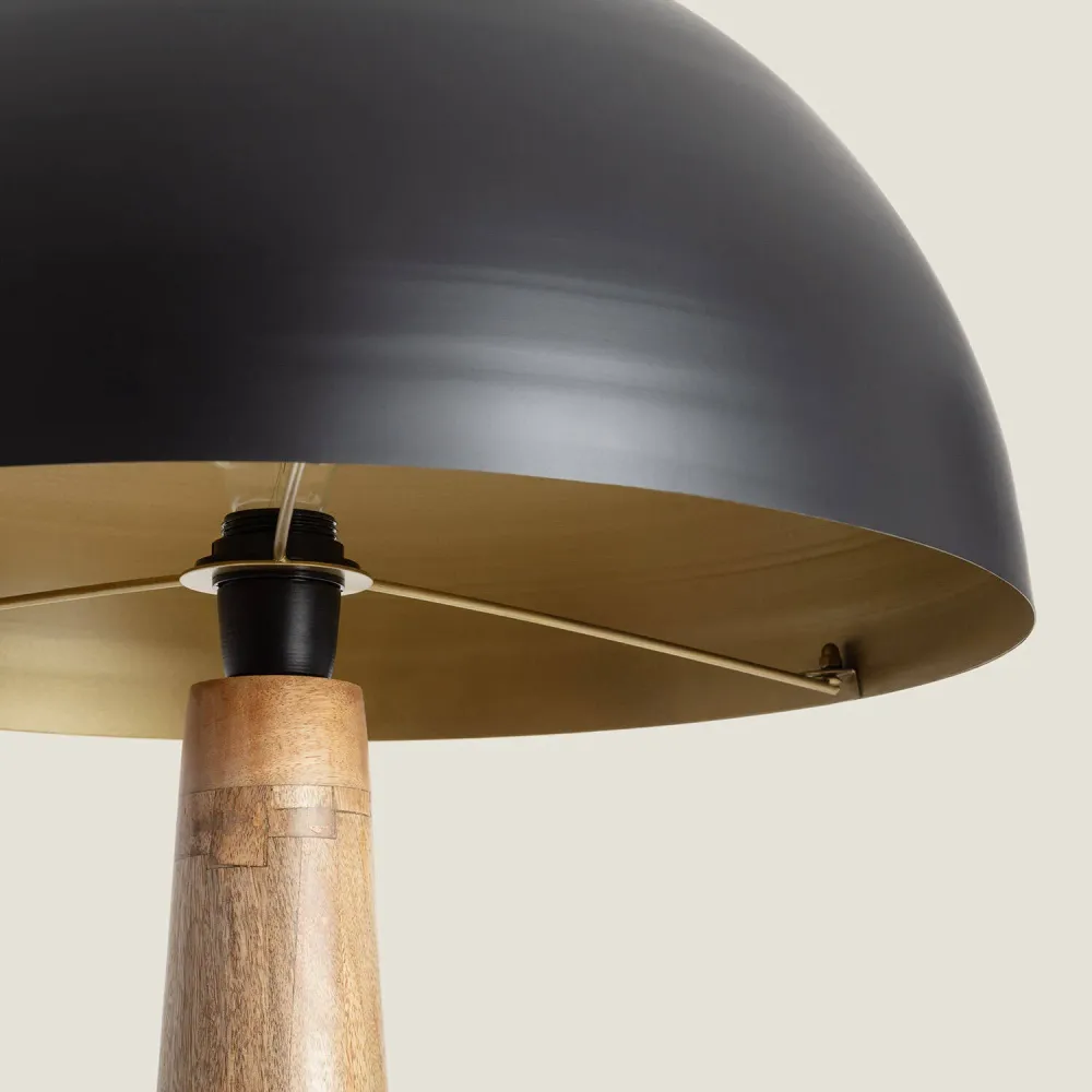 Lampadaire en métal Kuttala avec éclairage LED en multicolore